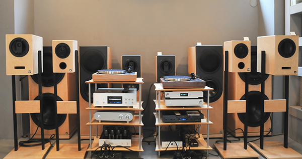 多様な用途をカバーする製品ラインナップ 多様な用途をカバーする製品ラインナップ