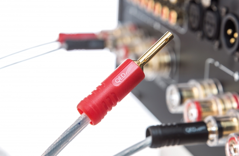 XT25 CABLE Amplifier Lifestyle 4